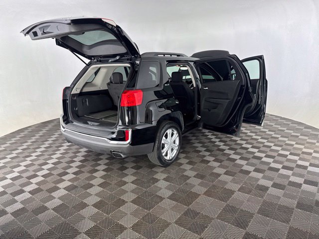 Used 2017 GMC Terrain SLE AWD/4WD image 16