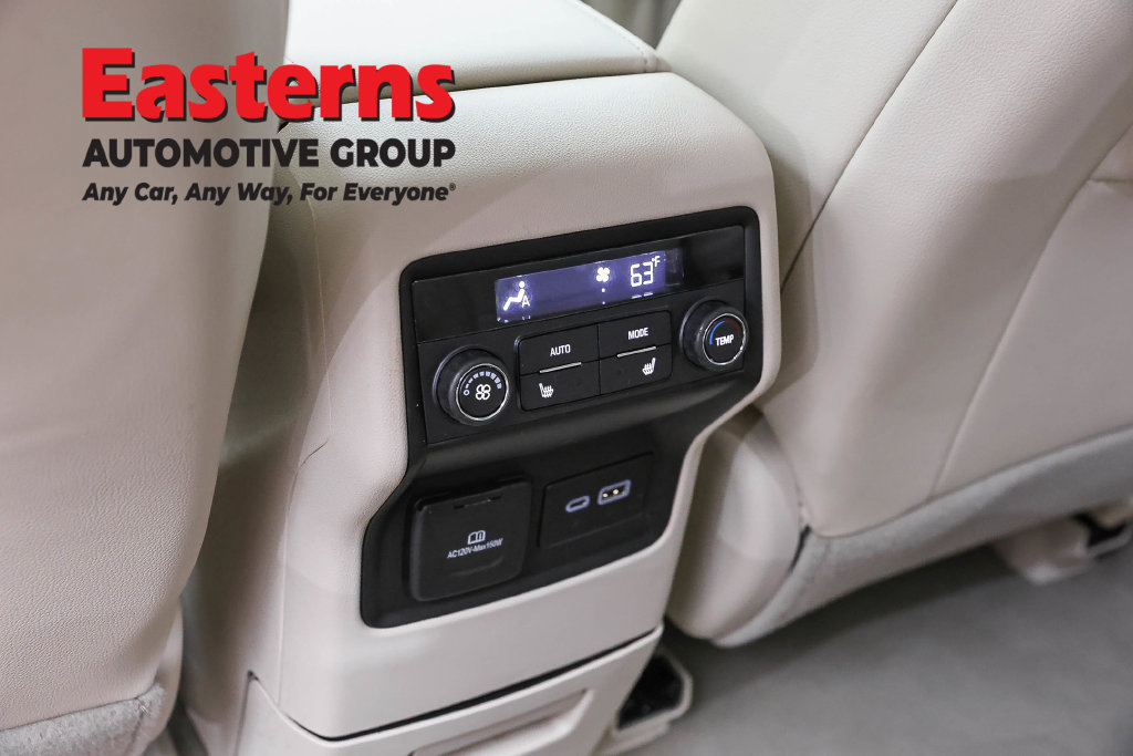 Used 2023 GMC Acadia Denali AWD/4WD image 29