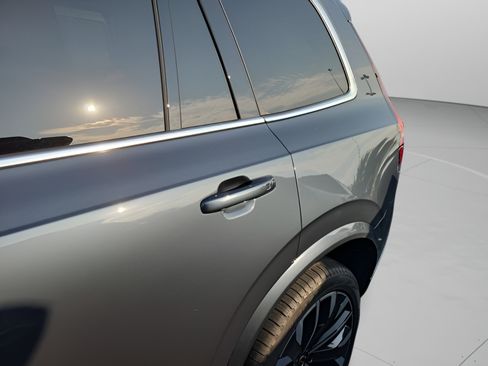 Used 2026 Volvo XC90 B6 Plus AWD/4WD image 31