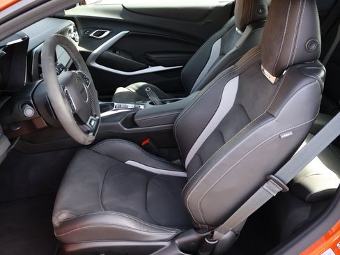 Certified 2023 Chevrolet Camaro SS image 10