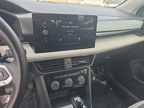 Used 2025 Volkswagen Taos S image 23