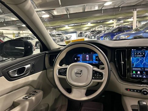 Certified 2023 Volvo XC60 B5 Plus image 22