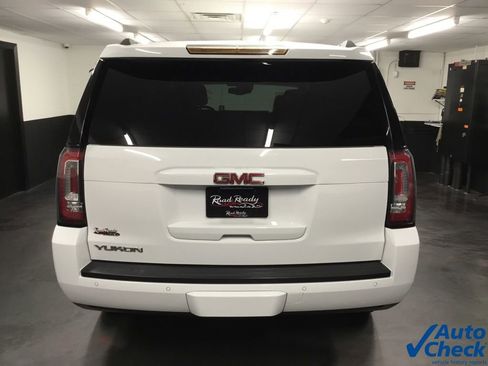 Used 2017 GMC Yukon SLT image 9