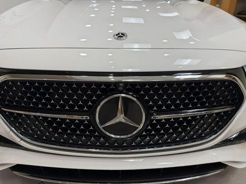 Used 2025 Mercedes-Benz E 350 Sedan image 7