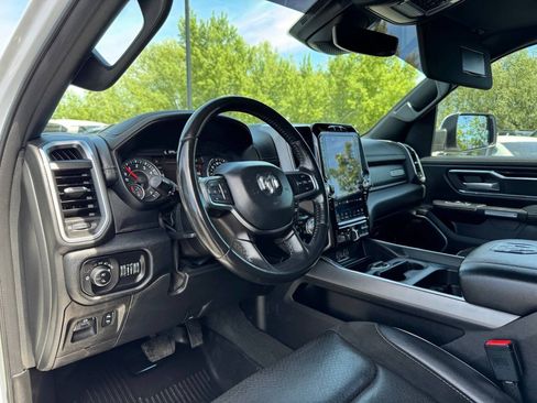 Used 2022 RAM 1500 Laramie w/ Sport Appearance Package AWD/4WD image 17