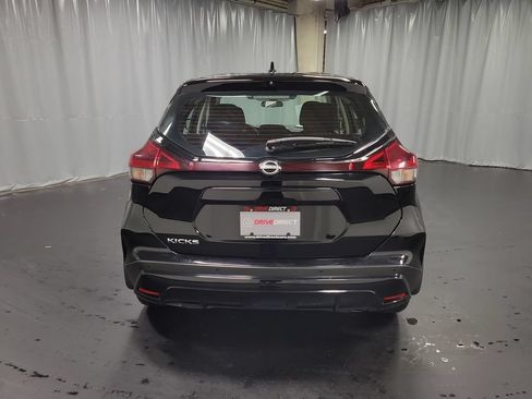 Used 2024 Nissan Kicks S FWD image 7