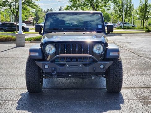 Used 2019 Jeep Wrangler Unlimited Sport S AWD/4WD image 9