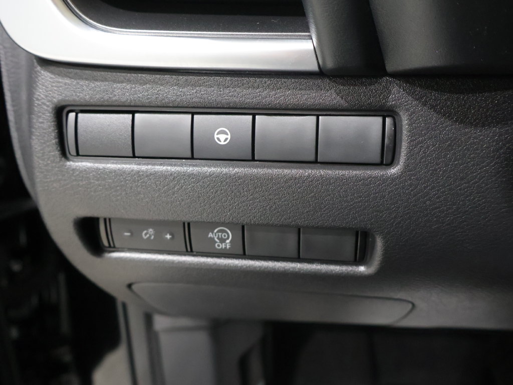 Used 2023 Nissan Rogue SV AWD/4WD image 31