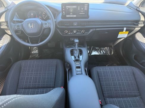 New 2026 Honda HR-V LX image 25