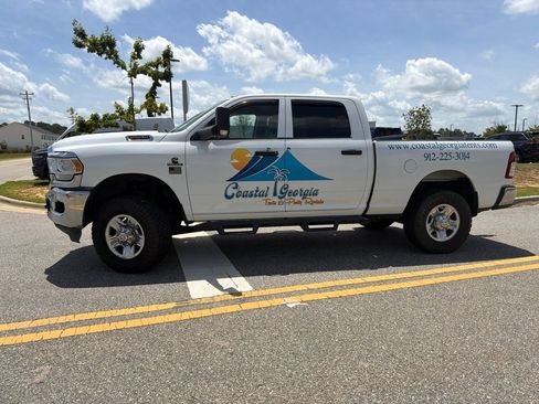 Used 2020 RAM 2500 Tradesman AWD/4WD image 3
