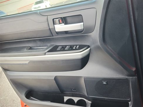 Used 2018 Toyota Tundra Limited image 9