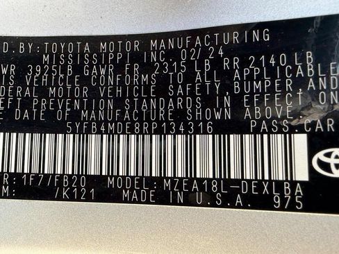 Used 2024 Toyota Corolla LE FWD image 29