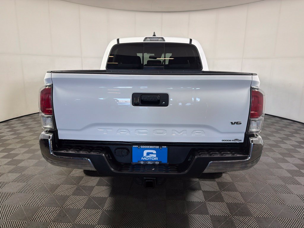 Used 2023 Toyota Tacoma TRD Off-Road AWD/4WD image 7