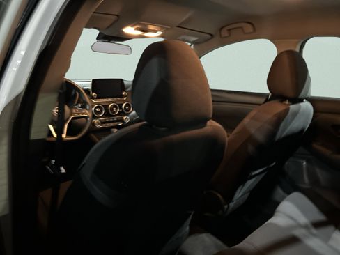 Used 2024 Nissan Sentra SV image 26