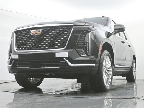 New 2026 Cadillac Escalade ESV Luxury image 15