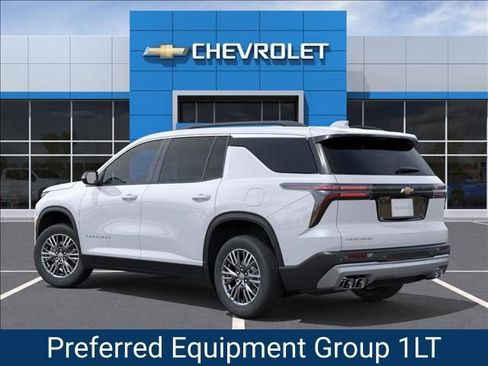 New 2026 Chevrolet Traverse LT image 3