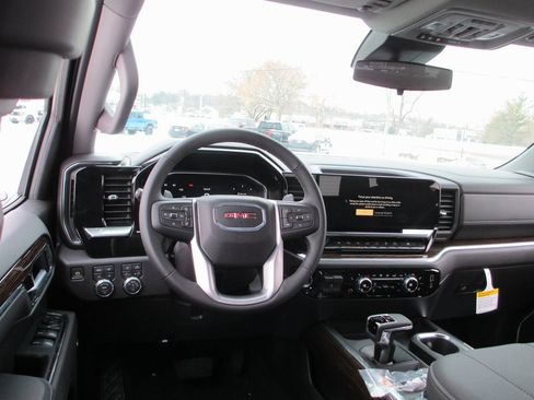 New 2026 GMC Sierra 1500 Elevation w/ Elevation Premium Package image 13
