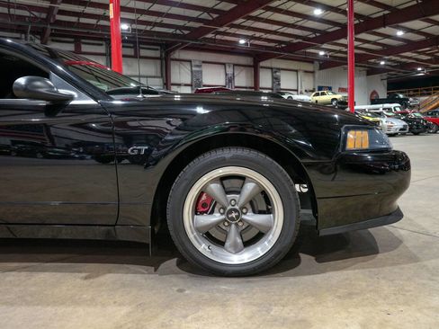 Used 2001 Ford Mustang GT RWD image 11