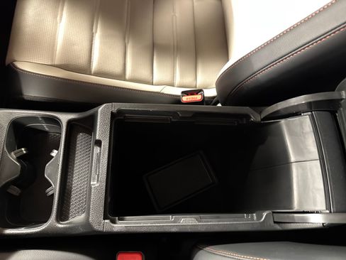 Used 2025 Honda CR-V Sport Touring image 36