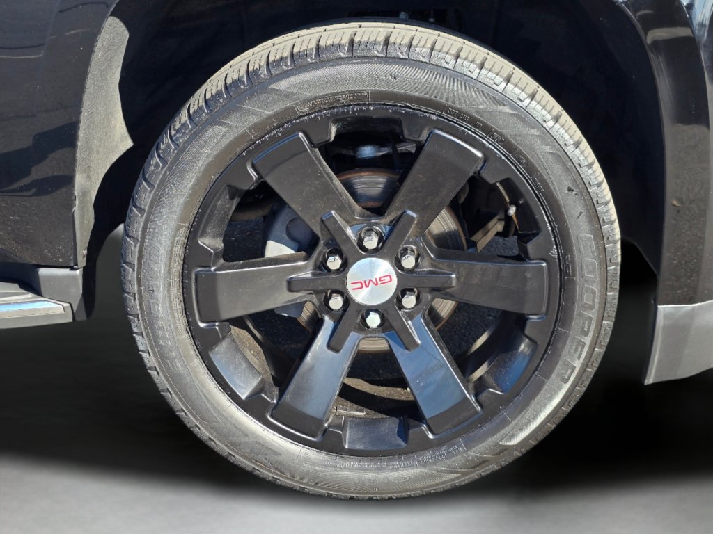 Used 2015 GMC Yukon XL SLT w/ Open Road Package AWD/4WD image 33