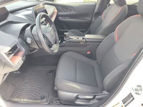 Used 2024 Toyota Prius Prime SE image 11