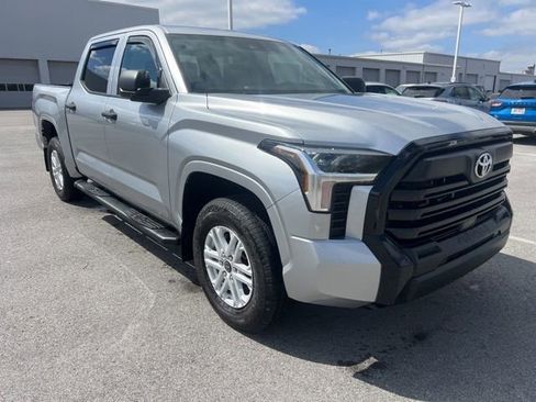 Used 2025 Toyota Tundra SR w/ SR Tow Package image 13