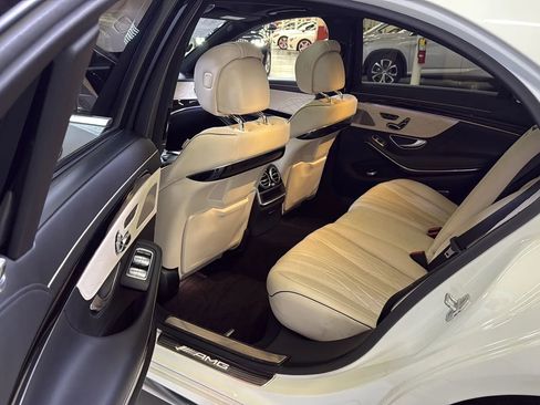 Used 2015 Mercedes-Benz S 63 AMG 4MATIC Sedan image 30