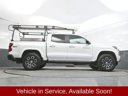 Used 2024 Chevrolet Colorado Z71 w/ Advanced Trailering Package AWD/4WD image 45