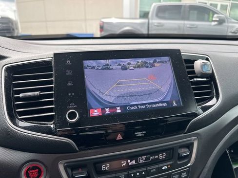 Used 2023 Honda Ridgeline RTL-E image 12