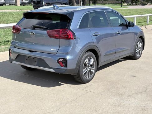 Used 2020 Kia Niro EX Premium FWD image 4