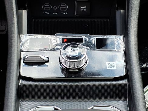 New 2026 Jeep Grand Cherokee L Limited AWD/4WD image 11