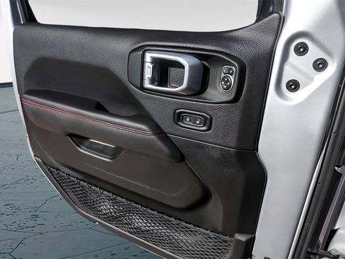 Used 2023 Jeep Gladiator Rubicon w/ Cold Weather Group image 24