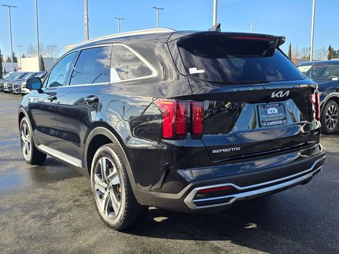Used 2023 Kia Sorento EX image 5