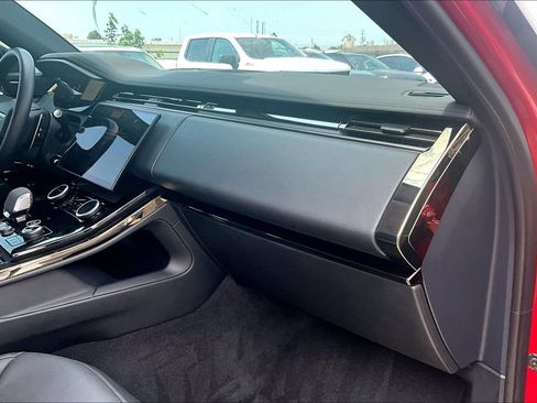 Used 2023 Land Rover Range Rover Sport SE AWD/4WD image 18