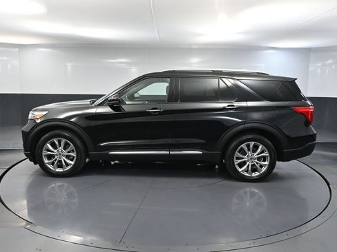 Used 2020 Ford Explorer Limited AWD/4WD image 9