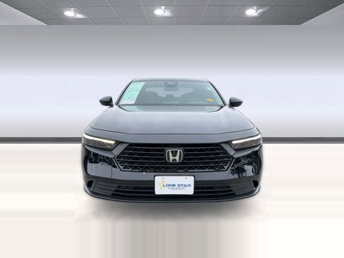 Used 2025 Honda Accord LX image 6