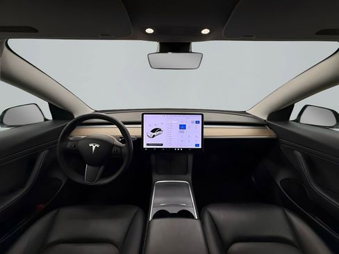 Used 2021 Tesla Model 3 Long Range image 15