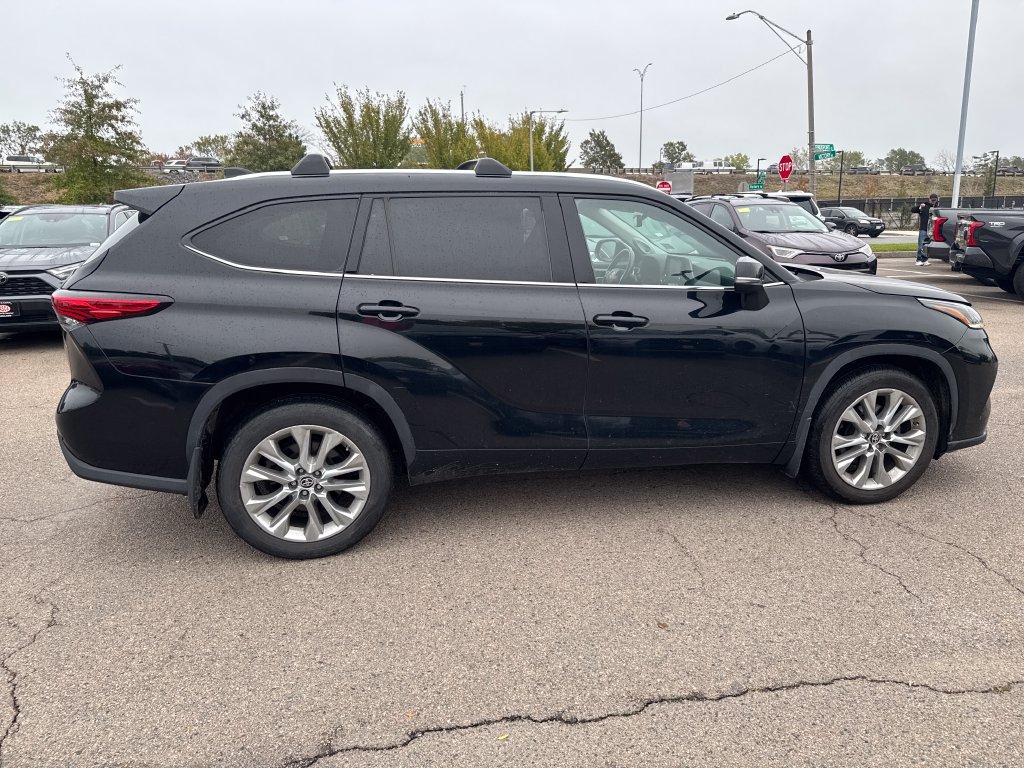 Used 2020 Toyota Highlander Limited AWD/4WD image 8