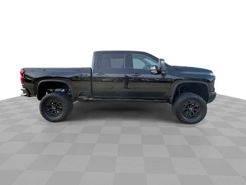 Certified 2024 Chevrolet Silverado 2500 LTZ w/ LTZ Plus Package image 9