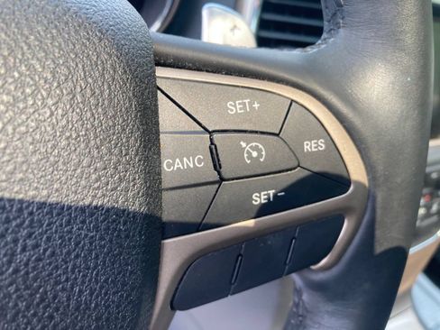Used 2015 Jeep Grand Cherokee Limited AWD/4WD image 42