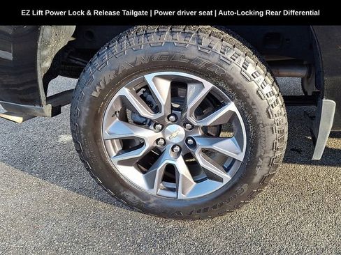 Used 2022 Chevrolet Silverado 1500 LT image 14