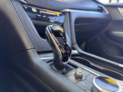 Used 2023 Cadillac XT6 Luxury w/ LPO, Floor Liner Package image 31