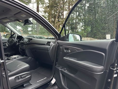 Used 2021 Honda Ridgeline RTL-E image 11