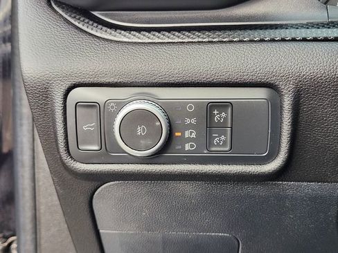 Certified 2022 Ford Explorer ST-Line w/ Class IV Trailer Tow Package image 25