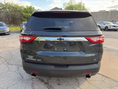 Used 2021 Chevrolet Traverse LT image 6
