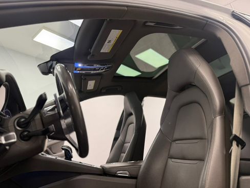 Used 2018 Porsche Panamera 4S AWD/4WD image 41