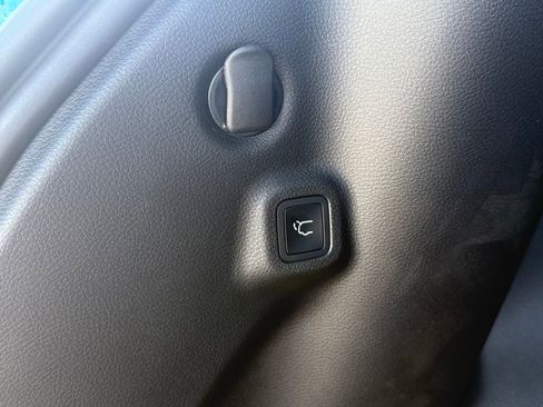 New 2026 Jeep Compass Latitude AWD/4WD image 6