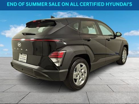 Certified 2025 Hyundai Kona SE FWD image 8