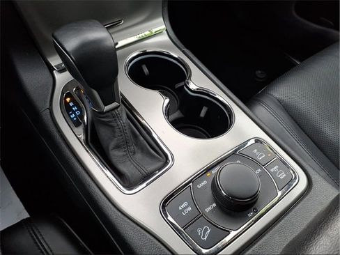 Used 2020 Jeep Grand Cherokee High Altitude image 19