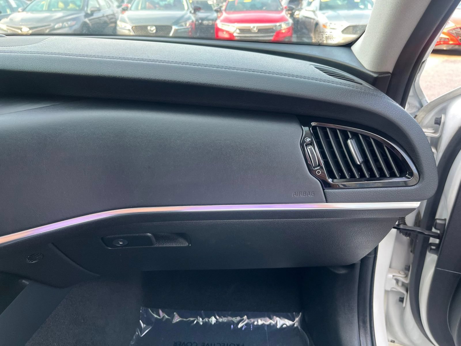 Used 2018 Kia Stinger Premium RWD image 24